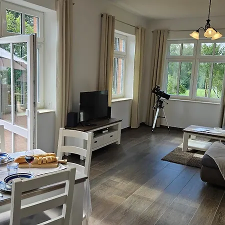 Herrenhaus Darbein 아파트 *